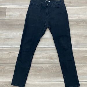 Classic Women's High Rise Black Jeans